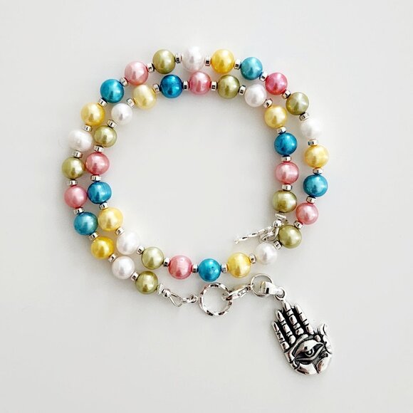 PASTEL PEARL NECKLACE W/ 925 SILVER HAND & EYE PENDANT - Picture 1 of 4